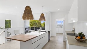Interior - Sun Crest - amazing ocean views, walk to beach and vibrant village of Woolgoogla (Woolgoolga)