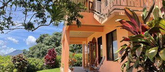 Hummingbird Suite - Stunning Arenal Volcano and Lake Views