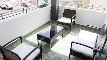 Deluxe Apartment | Balcony view