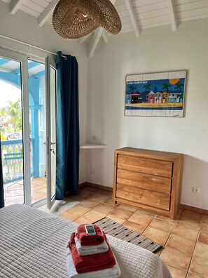 2 soverom, strykejern/-brett, reiseseng for barn og wi-fi (inkludert)