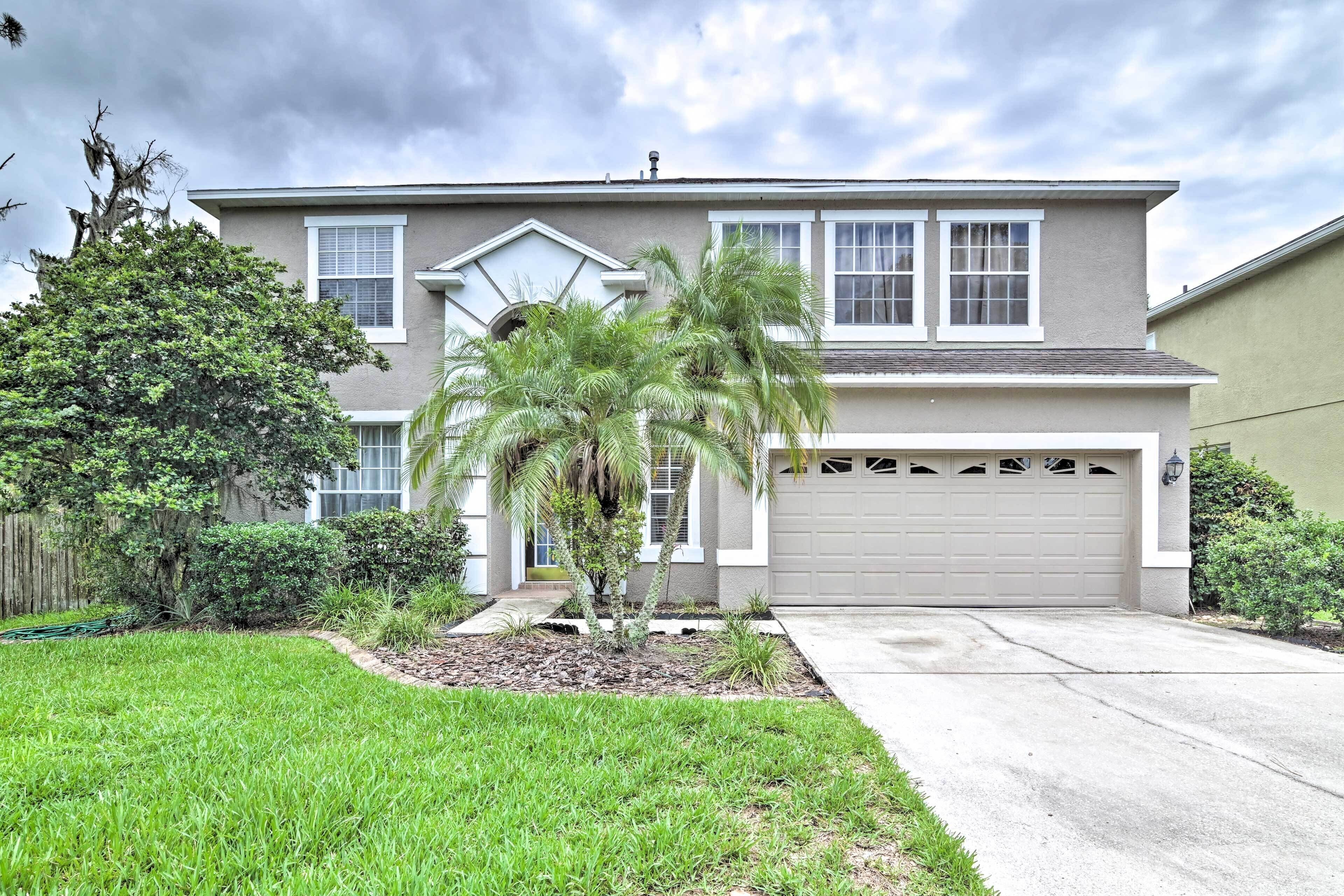 Spacious Brandon Home ~ 12 Miles to Tampa!