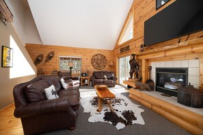 تلفزيون ذكي، مدفأة، ألعاب فيديو، تنس طاولة