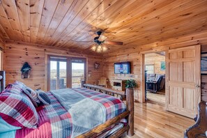 4 bedrooms, free WiFi, bed sheets