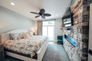 6 Schlafzimmer, Bügeleisen/Bügelbrett, Reisekinderbett, kostenloses WLAN