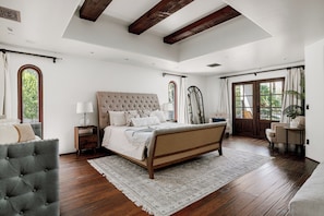 5 habitaciones, internet y ropa de cama 