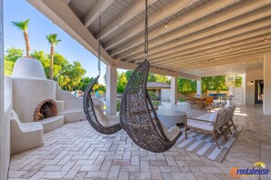 Outdoor dining - Private Paradise Resort with Waterslide+Pickleball+Putting Green+ Playset (Scottsdale)