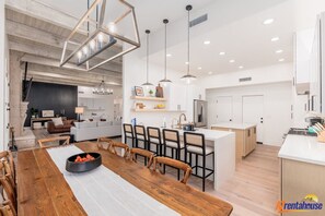 Interior - Private Paradise Resort with Waterslide+Pickleball+Putting Green+ Playset (Scottsdale)