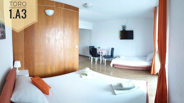 1 bedroom, WiFi, bed sheets