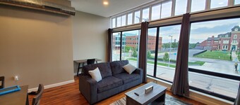 Trendy Midtown Loft