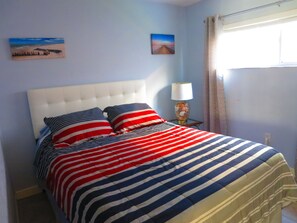 2 bedrooms, iron/ironing board, free WiFi, bed sheets -  NAUTICAL-THEMED CONDO OCEANFRONT COMPLEX STEPS TO THE BEACH ACCESS, HEATED POOL (Cocoa Beach)