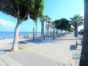 On the beach - Sun Beach Mediterraneo, in front of the Sea (CAMBRILS)