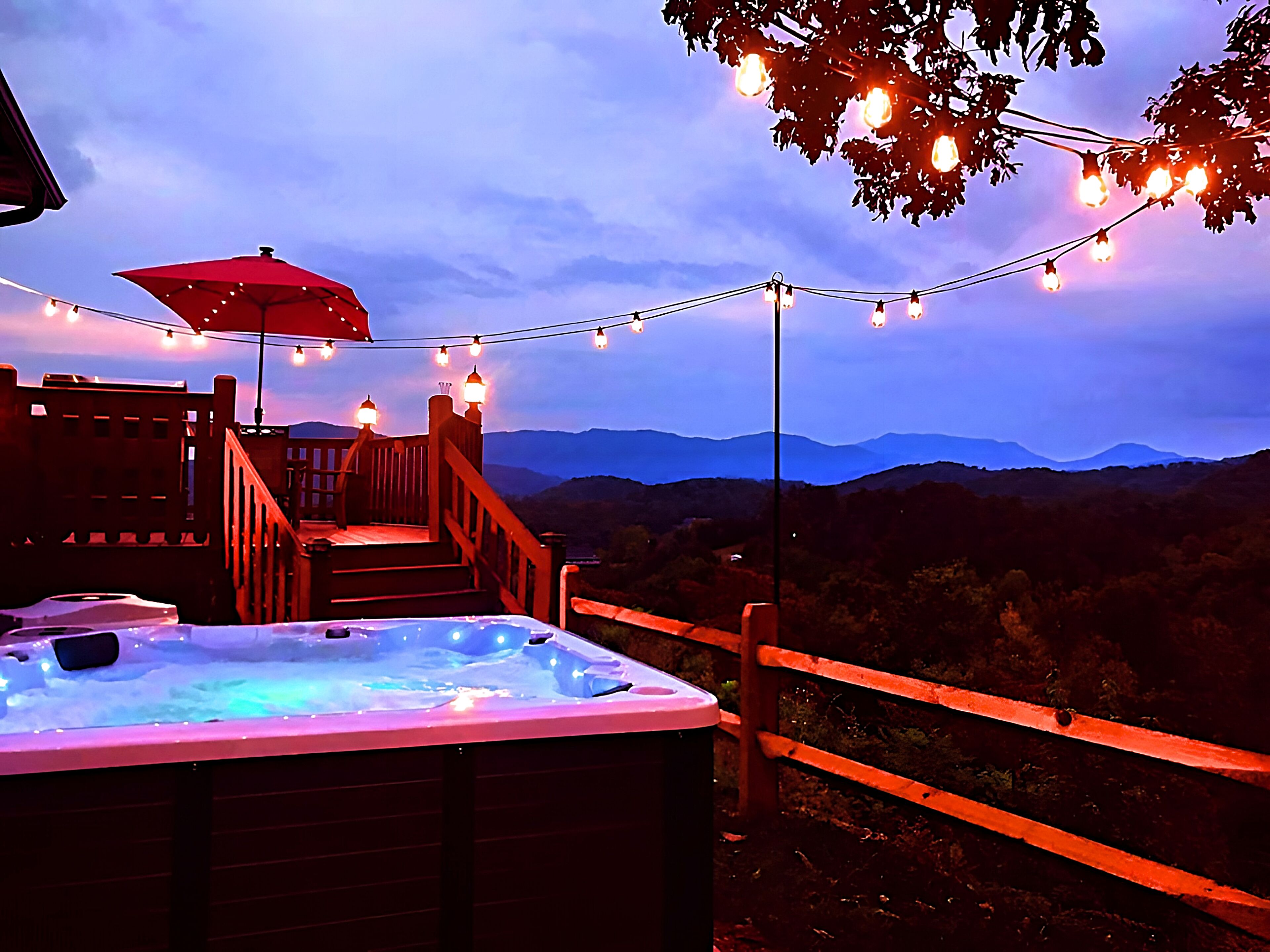 Outdoor spa tub