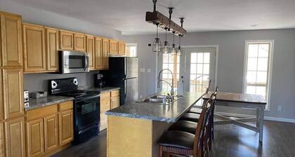 Tackett Creek Retreat A