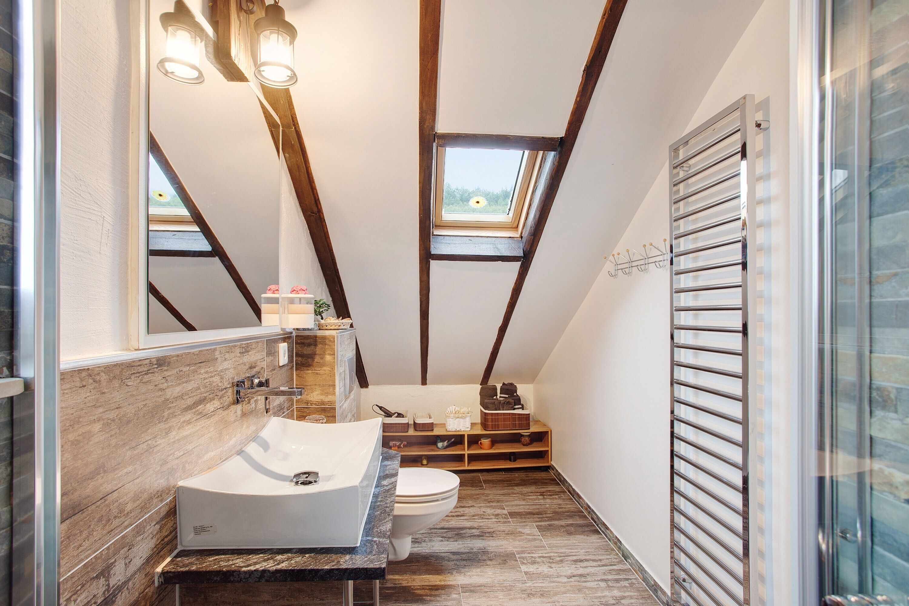 Doccia, asciugacapelli, asciugamani