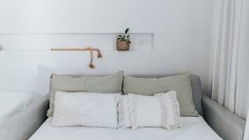 1 habitación, camas con efecto memoria y escritorio