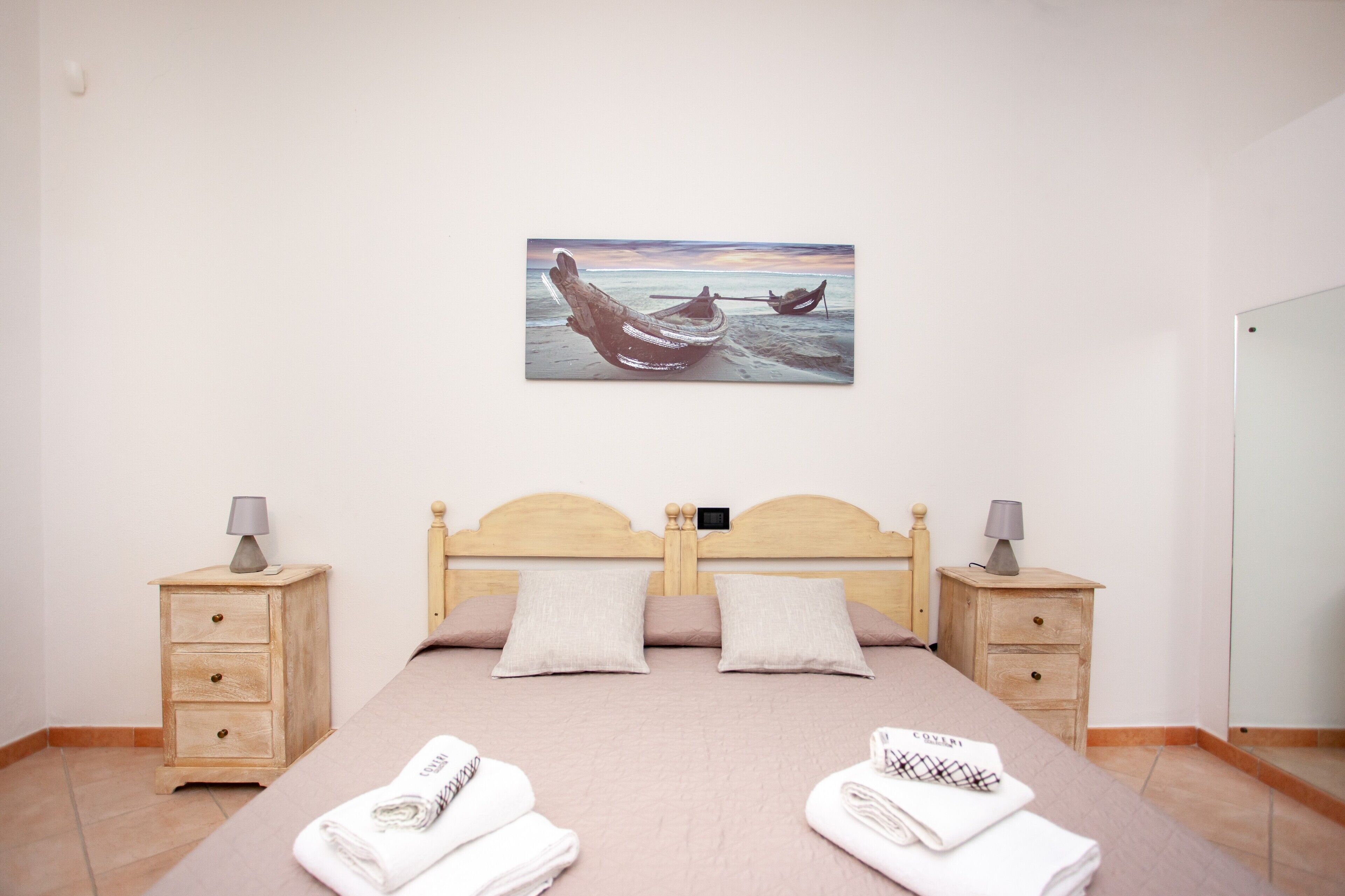 3 habitaciones, tabla de planchar con plancha y wifi gratis 