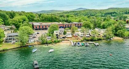 Spacious Lake View Laconia Apt Near Weirs Beach\ Pool \ Restaurants