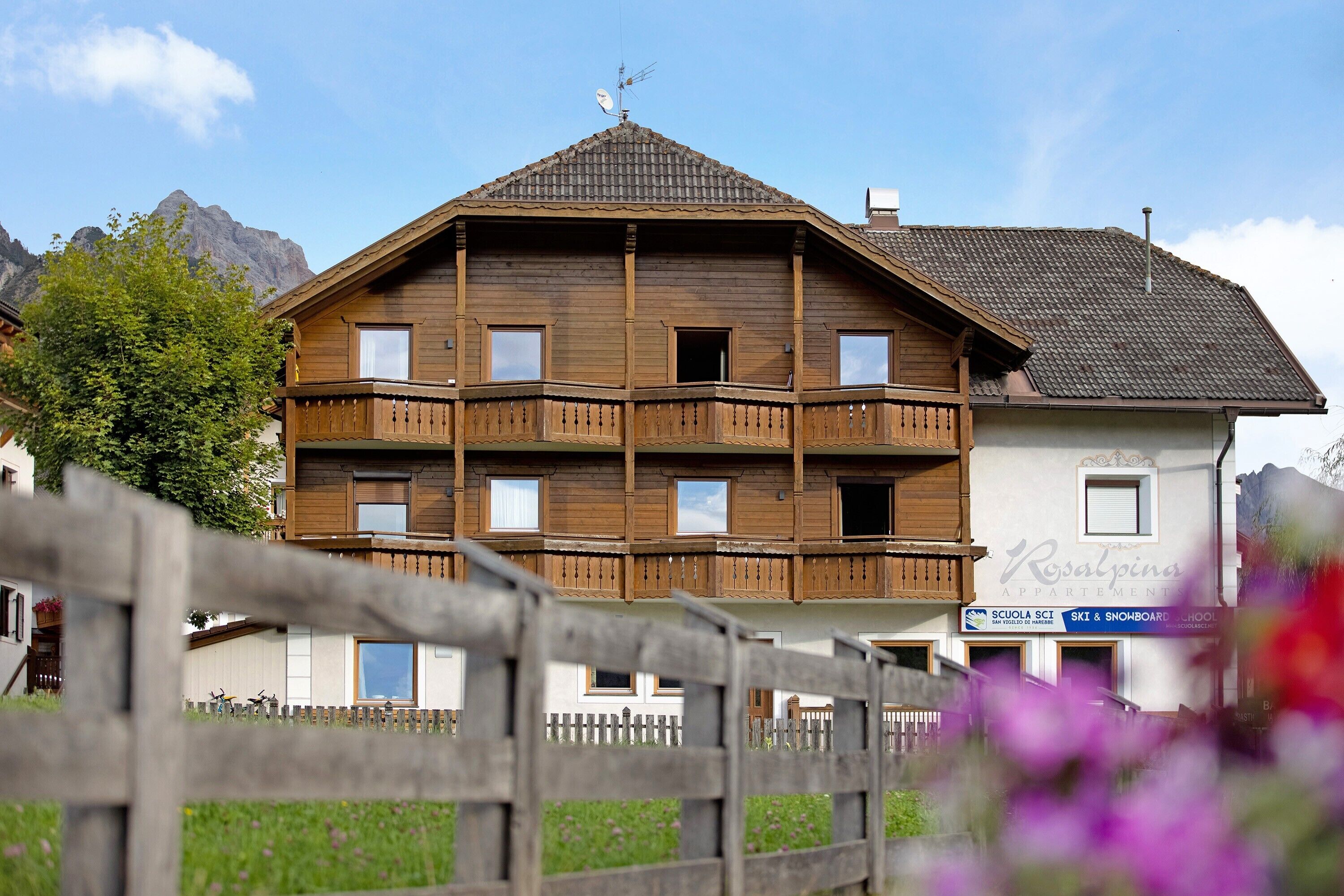 Esterni