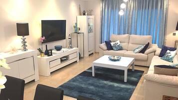 Televisio, pöytätennispöytä