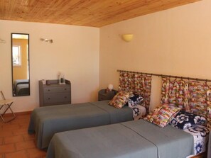 2 quartos, acesso de cortesia à internet