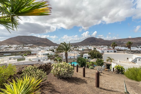 Property grounds. Holiday Home Casa Cueva with Mountain View, Pool, Wi-Fi & Terrace