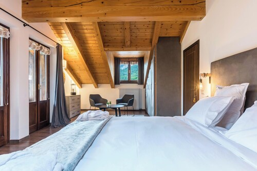 Apartment 'Casa Facco' with Mountain View, Private Garden and Wi-Fi