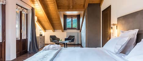 2 chambres, fer et planche Ă repasser, Wi-Fi gratuit, draps fournis