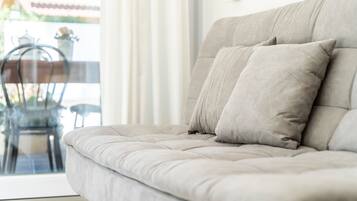 Televisión, reproductor de DVD y estéreo