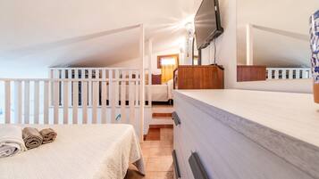 1 多间卧室、熨斗/熨衣板、免费 WiFi、床单