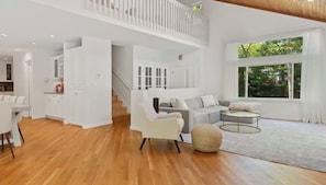 Smart TV, fireplace, table tennis, books