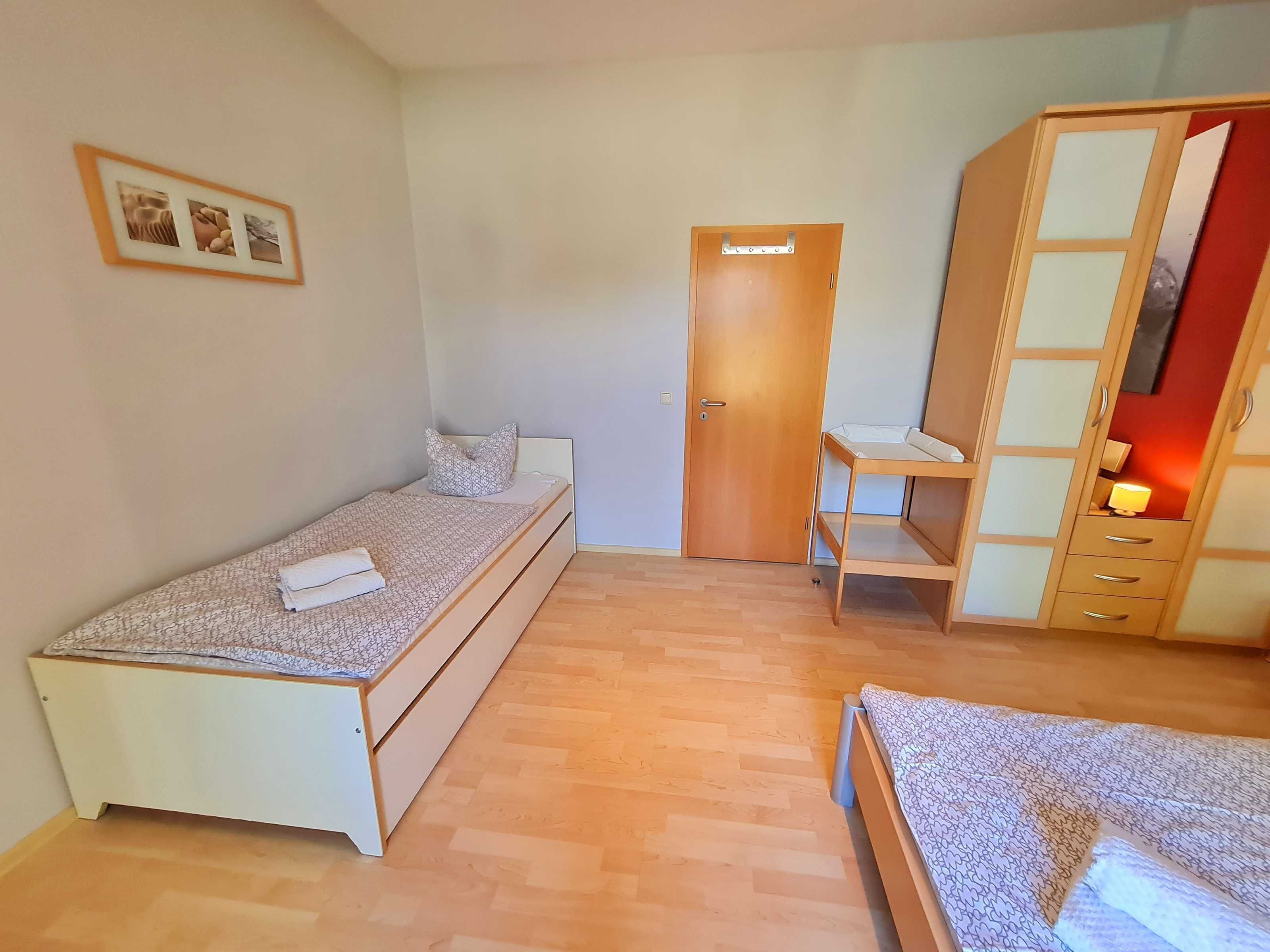 3 habitaciones, cuna de viaje y wifi 