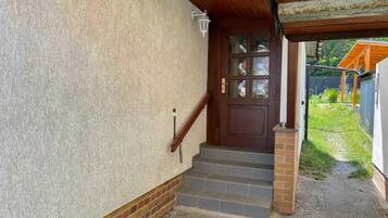 Enceinte de lâhĂ©bergement