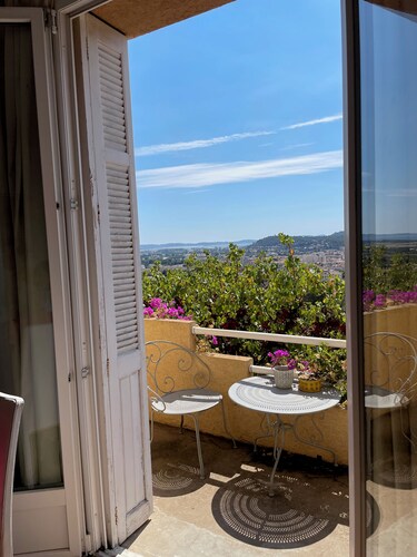 Villa 8 Pers, vue Mer, Centre-ville, Quartier du Paradis, au Calme