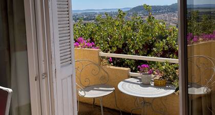 Villa 8 Pers, vue Mer, Centre-ville, Quartier du Paradis, au Calme