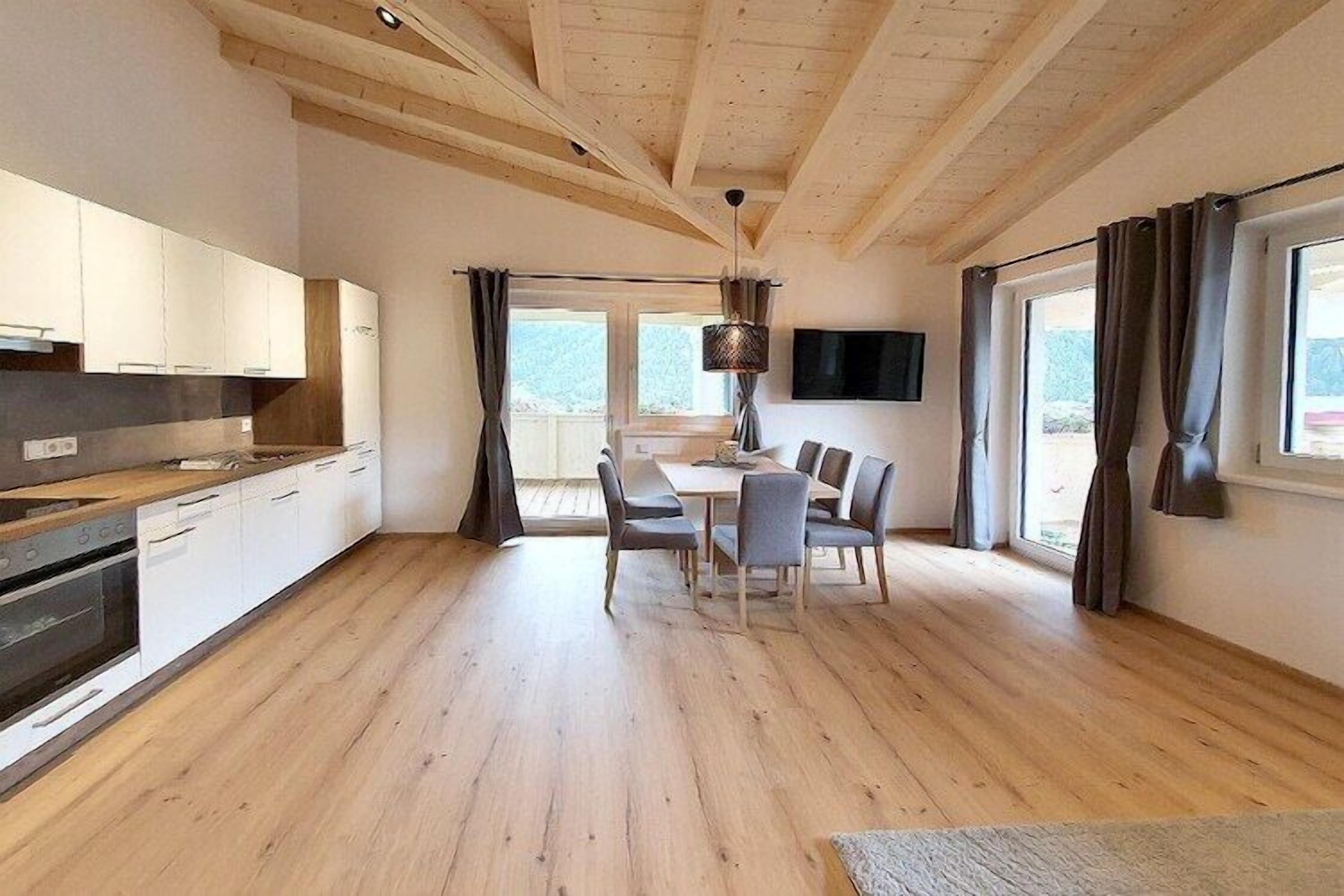 Réfrigérateur, four, plaque de cuisson, lave-vaisselle