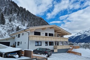 Exterior - Apartment in Milders with Stubai SuperCard (Neustift)