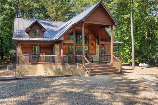 Exterior - Serenity Point in Hochatown/Broken Bow,OK (Broken Bow)