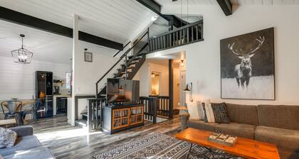 Cold Springs Escape: A/C, Hot Tub, Generator, WiFi