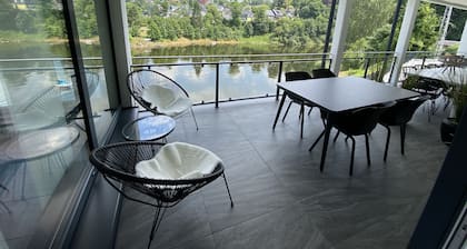 Apartments -Saaldorf WG 5 with balcony and view of the reservoir