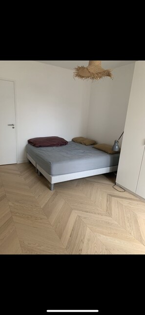 2 chambres, fer et planche à repasser, Wi-Fi gratuit