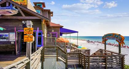 Beach Life @ Summerspell | Steps to Sand| Pet-Friendly| Ground Floor | Pool Access!