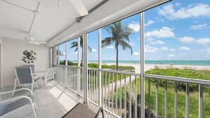 Interior - Sanibel Surfside 115: Gorgeous Gulf Front Oasis! (Sanibel)