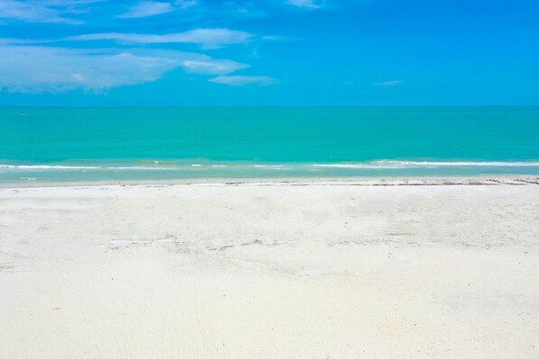 En la playa