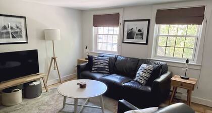 4Bdrm 2 Bath Gem Prime Location, Cozy & Convenient