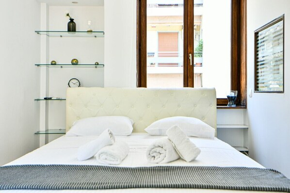 1 bedroom, in-room safe, iron/ironing board, free WiFi