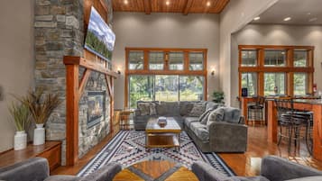 TV connectée, cheminée, baby-foot, table de tennis de table