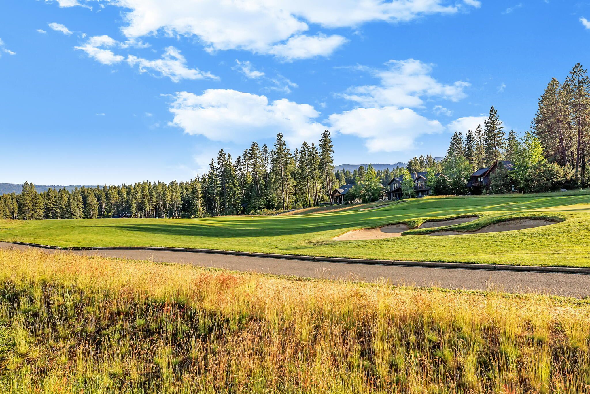 Outdoor Dream Getaway-Hole 12 Oasis Near Dawson Park-FREE NIGHTS