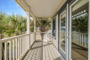 Terrace/patio - Available for the Holidays! Gulf Views! Private Pool! Bikes! Beach Access! (Santa Rosa Beach)