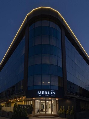 Front of property - Merlin Hotel Istanbul (Istanbul)