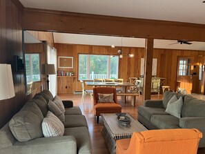 Smart TV, books, offices